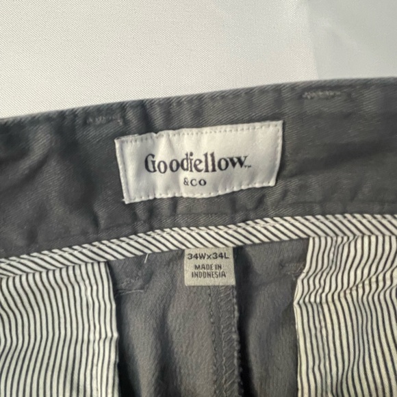 Goodfellow & Co Men's Charcoal Chinos - Picture 4 of 7